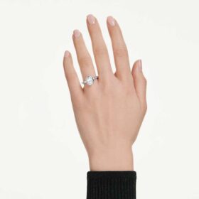 Anillo con bisel octogonal, diamantes cultivados en laboratorio de 2,0 ct en total, forma octogonal, oro blanco de 14K Anillo con bisel octogonal, diamantes cultivados en laboratorio de 2,0 ct en total, forma octogonal, oro blanco de 14K