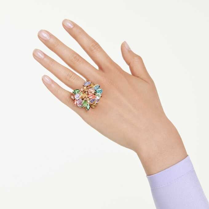 Anillo de cóctel Gema con cortes mixtos, multicolor, chapado en tono dorado Anillo de cóctel Gema con cortes mixtos, multicolor, chapado en tono dorado