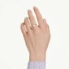 Anillo de cóctel Stilla, corte redondo, blanco, chapado en tono dorado