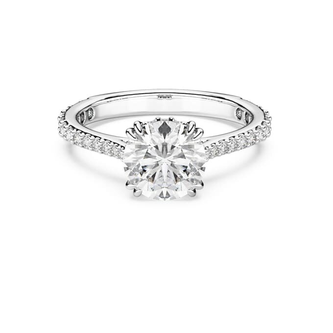 Anillo de cóctel Stilla, corte redondo, pavé, blanco, acabado tono plateado Anillo de cóctel Stilla, corte redondo, pavé, blanco, acabado tono plateado