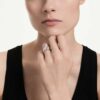 Anillo Galaxy Bypass con diamantes cultivados en laboratorio de 1,25 ct en total, formas mixtas, oro blanco de 14K