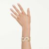 Brazalete Dextera de corte redondo, blanco, chapado en tono dorado