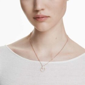 Colgante Constella con pavé, corte redondo, blanco, chapado en tono oro rosa Colgante Constella con pavé, corte redondo, blanco, chapado en tono oro rosa