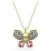 Colgante Idyllia con cortes mixtos, pavé, mariposa, multicolor, chapado en tono dorado Colgante Idyllia con cortes mixtos, pavé, mariposa, multicolor, chapado en tono dorado
