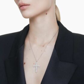Colgante Insigne de cortes mixtos, cruz, blanco, chapado en rodio