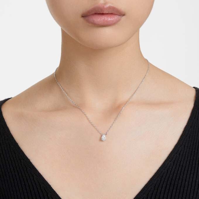 Colgante Stilla con corte de pera, blanco, chapado en rodio Colgante Stilla con corte de pera, blanco, chapado en rodio