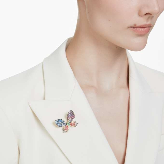 Colgante y broche Idyllia: cortes mixtos, pavé, mariposa, multicolor, chapado en tono dorado Colgante y broche Idyllia: cortes mixtos, pavé, mariposa, multicolor, chapado en tono dorado