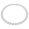 Collar de Ariana Grande x Swarovski: corte redondo, flor, blanco, chapado en rodio