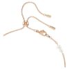 Collar Symbolica en forma de Y con perlas de cristal, pavé, herradura, blanco, chapado en tono oro rosa Collar Symbolica en forma de Y con perlas de cristal, pavé, herradura, blanco, chapado en tono oro rosa