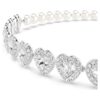Gargantilla Ariana Grande x Swarovski con cortes mixtos, perlas de cristal, corazón, blanco, chapada en rodio Gargantilla Ariana Grande x Swarovski con cortes mixtos, perlas de cristal, corazón, blanco, chapada en rodio