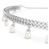 Gargantilla Ariana Grande X Swarovski con perla de cristal, corte redondo, blanca, chapada en rodio Gargantilla Ariana Grande X Swarovski con perla de cristal, corte redondo, blanca, chapada en rodio
