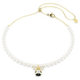 Gargantilla Idyllia con perlas de cristal, cortes mixtos, abeja, blanco, chapado en tono dorado Gargantilla Idyllia con perlas de cristal, cortes mixtos, abeja, blanco, chapado en tono dorado