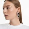 Juego de 3 pendientes tipo «ear cuff» de la Colección Viena: Pluma, blanco, chapado en rutenio Juego de 3 pendientes tipo «ear cuff» de la Colección Viena: Pluma, blanco, chapado en rutenio