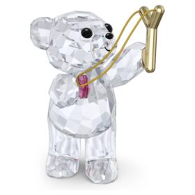 Kris Bear te envía amor