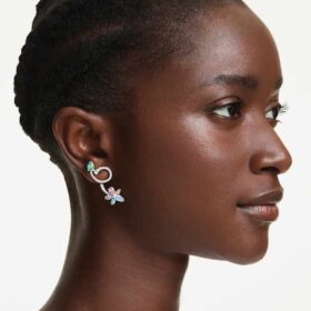 Pendientes colgantes de Ariana Grande x Swarovski con «ear jacket» y cortes mixtos, libélula, flor, multicolor, chapados en rodio