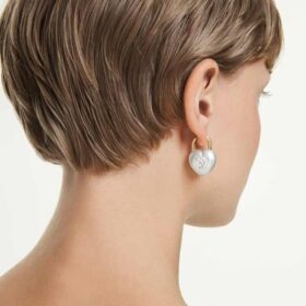 Pendientes colgantes Idyllia con cortes mixtos, forma de corazón, blancos, chapados en tono dorado