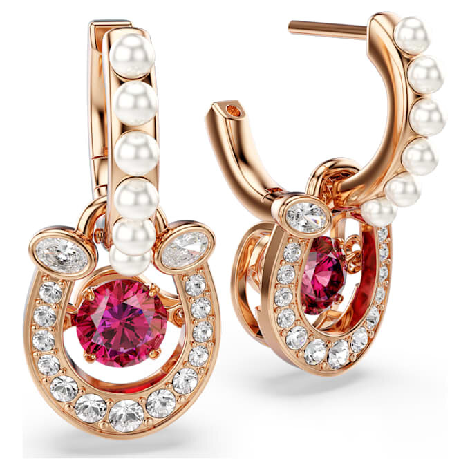 Pendientes colgantes Symbolica con perla de cristal, corte redondo, pavé, herradura, rojo, chapado en tono oro rosa Pendientes colgantes Symbolica con perla de cristal, corte redondo, pavé, herradura, rojo, chapado en tono oro rosa