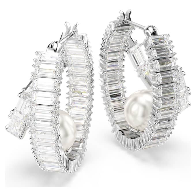 Pendientes de aro Ariana Grande x Swarovski con perlas de cristal, corte baguette, blancos, chapados en rodio Pendientes de aro Ariana Grande x Swarovski con perlas de cristal, corte baguette, blancos, chapados en rodio