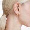 Pendientes de aro Matrix con corte baguette, forma de corazón, pequeños, color rosa, chapados en tono dorado Pendientes de aro Matrix con corte baguette, forma de corazón, pequeños, color rosa, chapados en tono dorado
