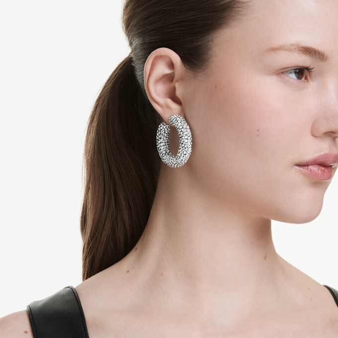 Pendientes de aro Sublima con cortes redondos mixtos, blancos, chapados en rodio Pendientes de aro Sublima con cortes redondos mixtos, blancos, chapados en rodio