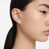 Pendientes de cisne, blancos, chapados en rodio Pendientes de cisne, blancos, chapados en rodio