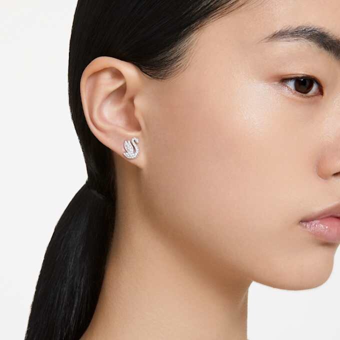 Pendientes de cisne, blancos, chapados en rodio Pendientes de cisne, blancos, chapados en rodio