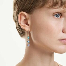 Pendientes Gema Drop: diseño asimétrico, cortes mixtos, multicolores, chapados en tono dorado