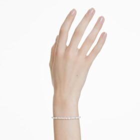 Pulseras Matrix con perla de cristal, corte redondo, blanca, chapada en rodio Pulseras Matrix con perla de cristal, corte redondo, blanca, chapada en rodio