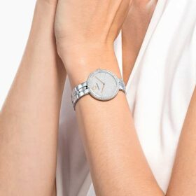 Reloj Cosmopolitan de fabricación suiza, pulsera de metal, tono plateado, acero inoxidable