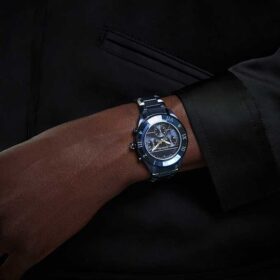 Reloj Dextera Chrono de 39 mm, fabricado en Suiza, pulsera de metal, azul, acabado azul