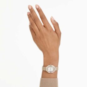 Reloj Matrix Octagon con pulsera de metal, tono dorado, acabado dorado champán
