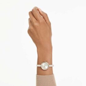 Reloj tipo brazalete Sublima, fabricado en Suiza, correa de metal, tono dorado, acabado en tono dorado champán